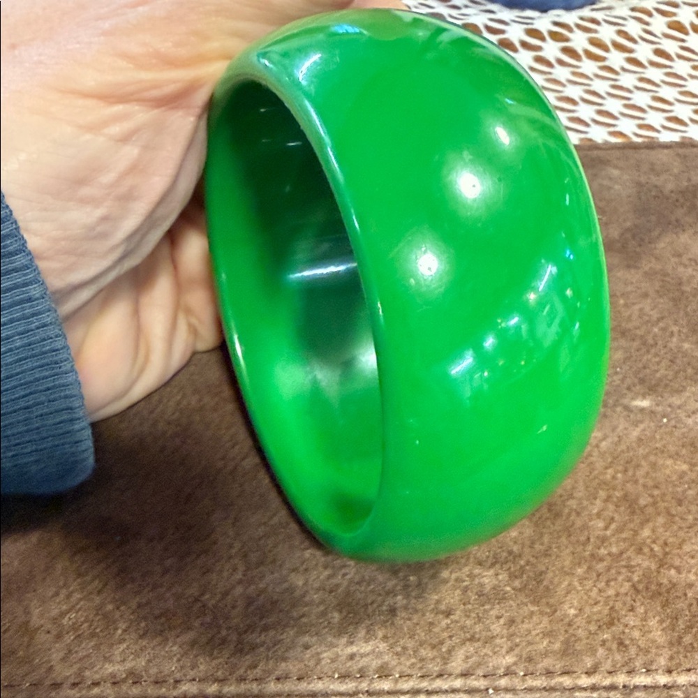 Bold Green Wide Resin Bangle Bracelet
